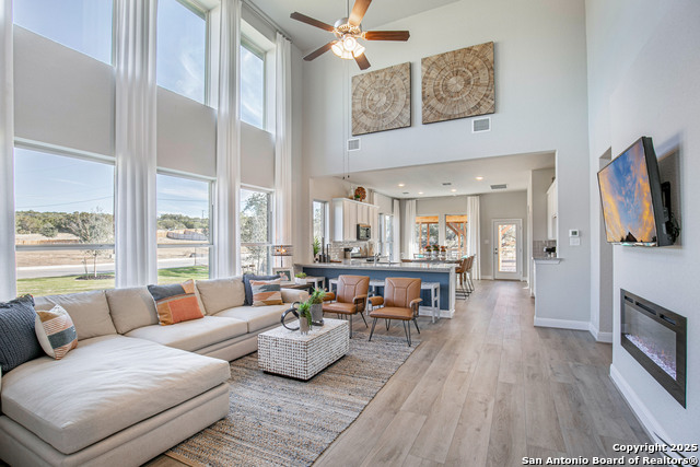 Image 6 of 25 For 223 Gathering Drive