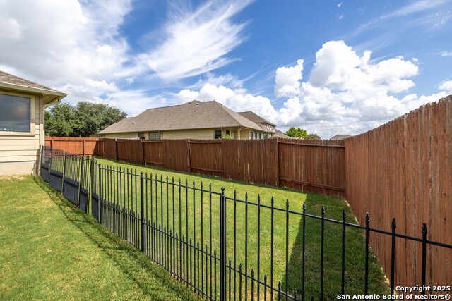 Image 19 of 20 For 2471 Feather Lane