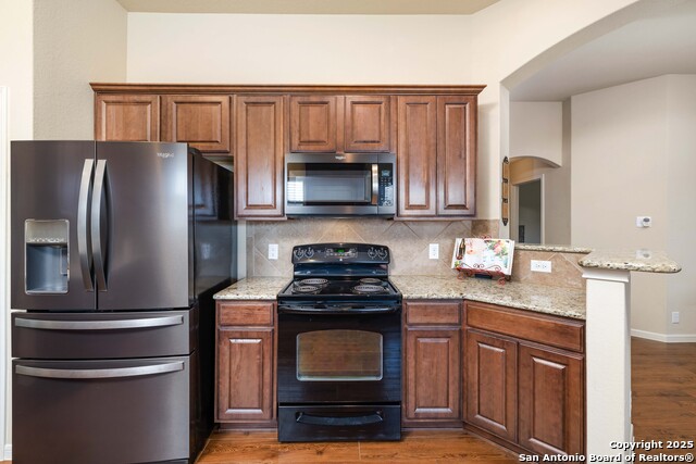 Image 5 of 20 For 2471 Feather Lane