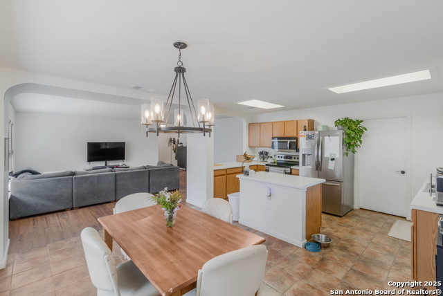 Image 5 of 13 For 9518 Arcadia