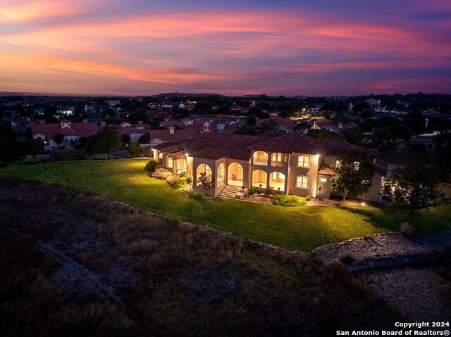 Listing photo id 0 for 3722 Club View Ct