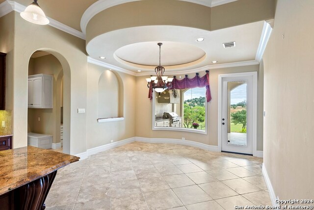 Listing photo id 20 for 3722 Club View Ct