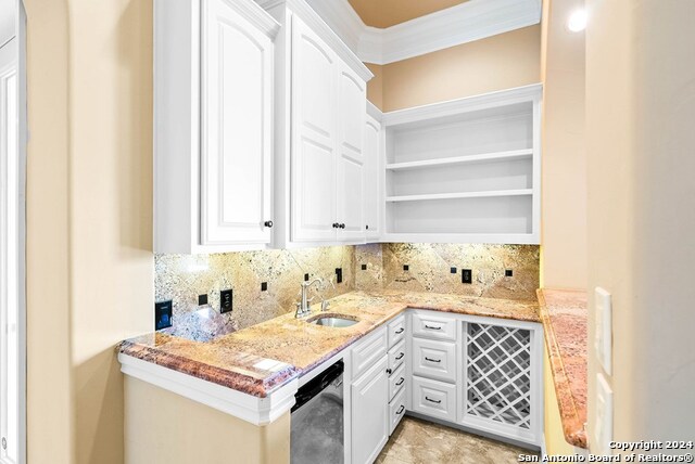 Listing photo id 21 for 3722 Club View Ct