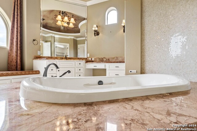 Listing photo id 31 for 3722 Club View Ct
