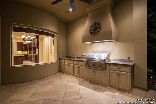 Listing photo id 55 for 3722 Club View Ct