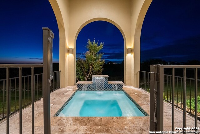 Listing photo id 57 for 3722 Club View Ct