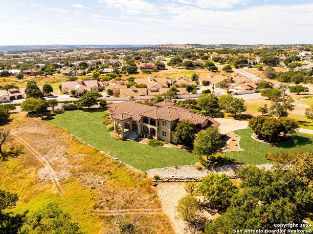 Listing photo id 66 for 3722 Club View Ct