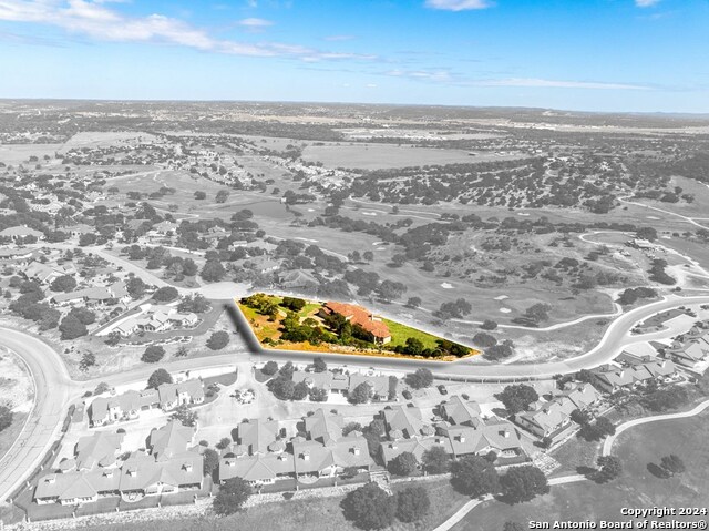 Listing photo id 67 for 3722 Club View Ct