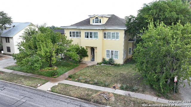 Image 2 of 5 For 325 W Magnolia Ave