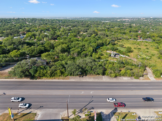 Image 3 of 11 For 2259 Bandera