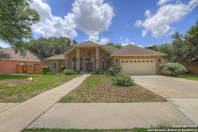 Image 2 of 38 For 1781 Oak Forest