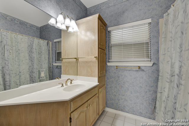 Image 27 of 38 For 1781 Oak Forest