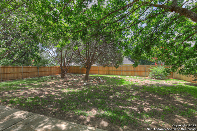 Image 30 of 38 For 1781 Oak Forest