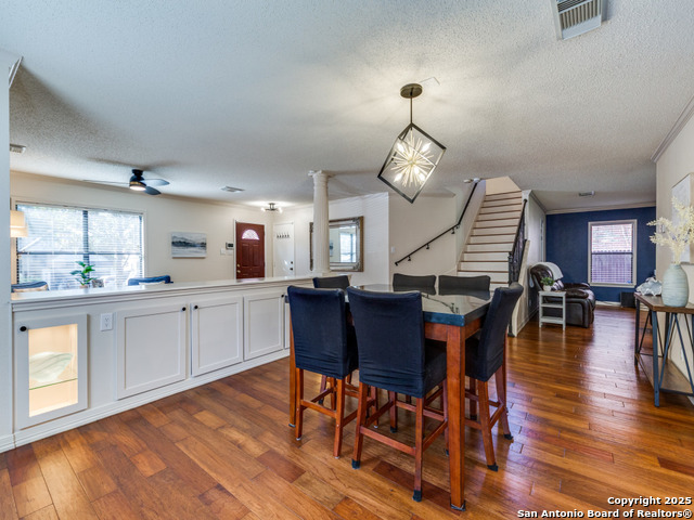 Image 4 of 25 For 11334 Amhurst