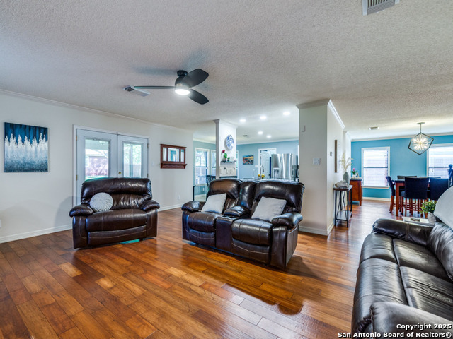 Image 6 of 25 For 11334 Amhurst