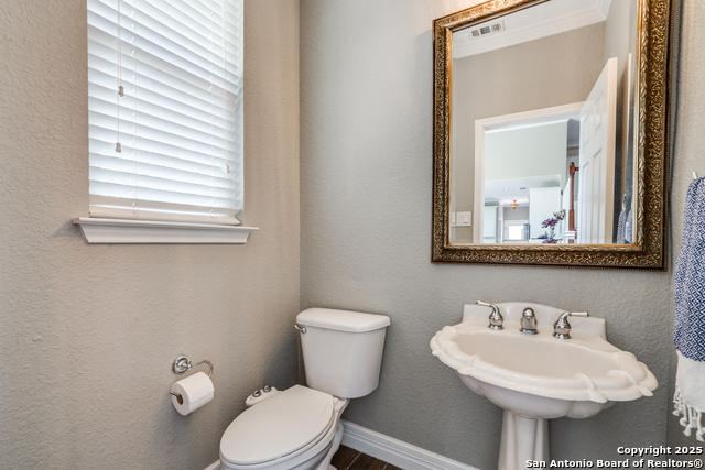 Image 19 of 31 For 9845 Scenic Hills