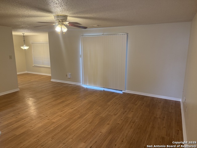 Image 4 of 21 For 8022 Chestnut Clay