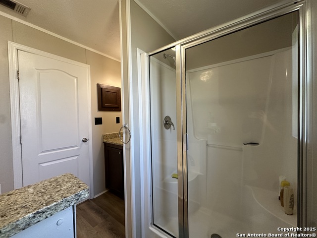 Image 6 of 10 For 13700 Judson  187