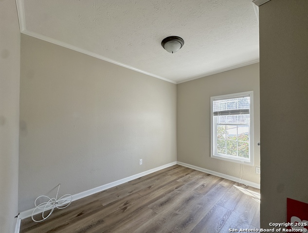 Image 8 of 10 For 13700 Judson  187