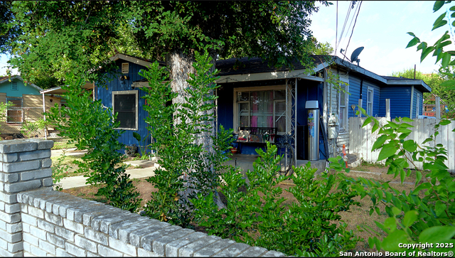 Image 2 of 17 For 117 San Felipe S