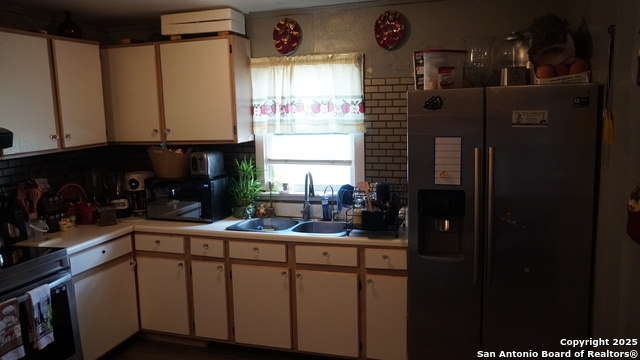 Image 5 of 17 For 117 San Felipe S