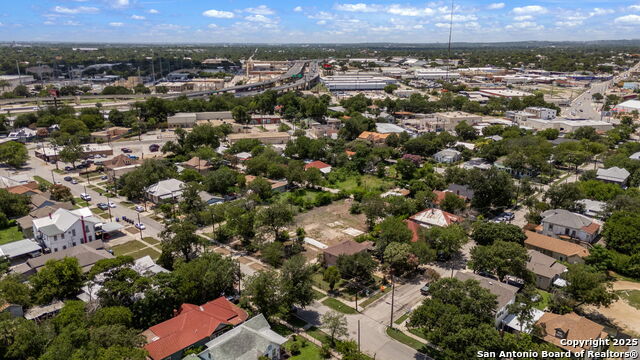 Image 10 of 22 For 807 Poplar