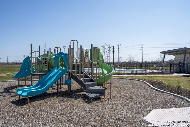Image 8 of 8 For 4630 Broadside Avenue