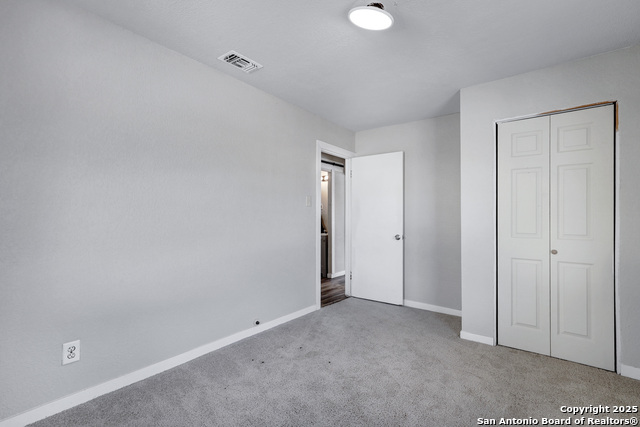 Image 21 of 25 For 642 Ferris Ave