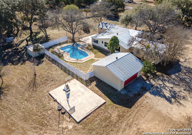 Image 21 of 36 For 973 F Farm To Market Road 1077