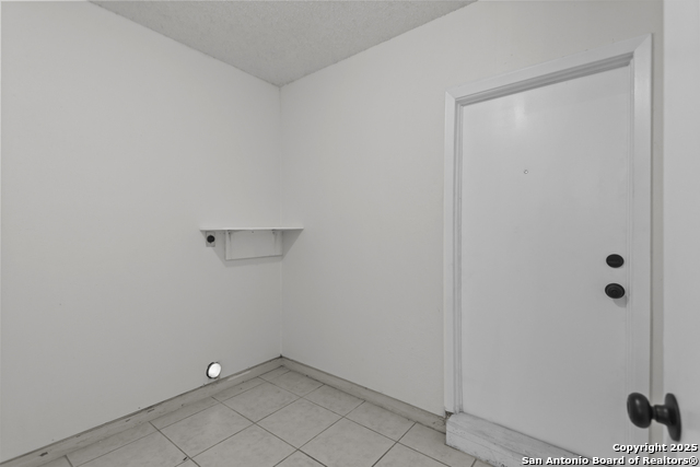 Image 21 of 26 For 14423 Briarlake