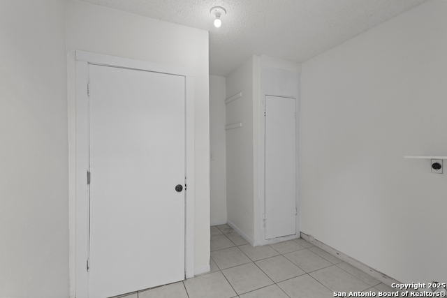 Image 22 of 26 For 14423 Briarlake