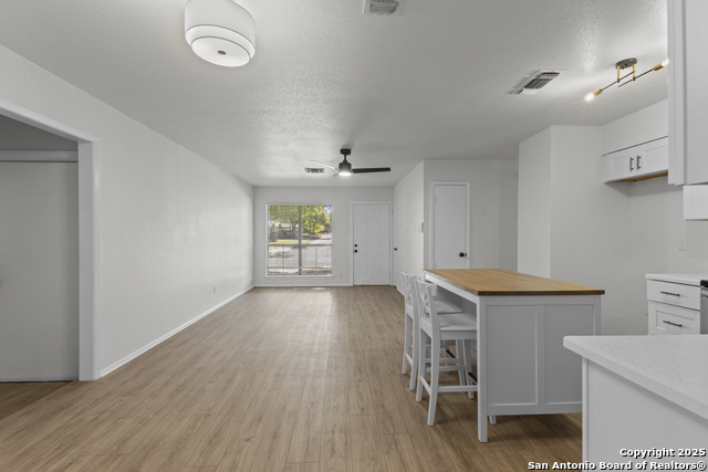 Image 6 of 26 For 14423 Briarlake