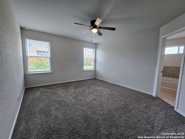 Listing photo id 10 for 5802 Brook Prairie