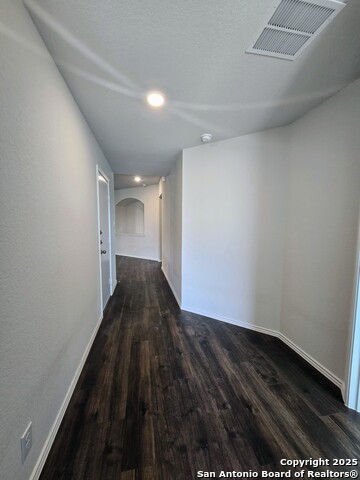 Listing photo id 0 for 5802 Brook Prairie