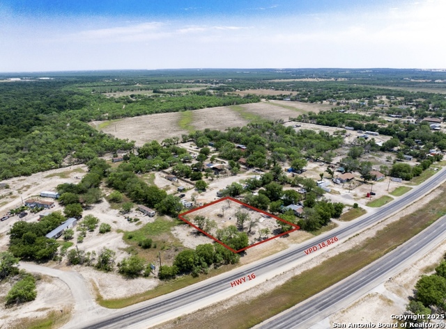 Listing photo id 1 for 16790 State Hwy 16 S