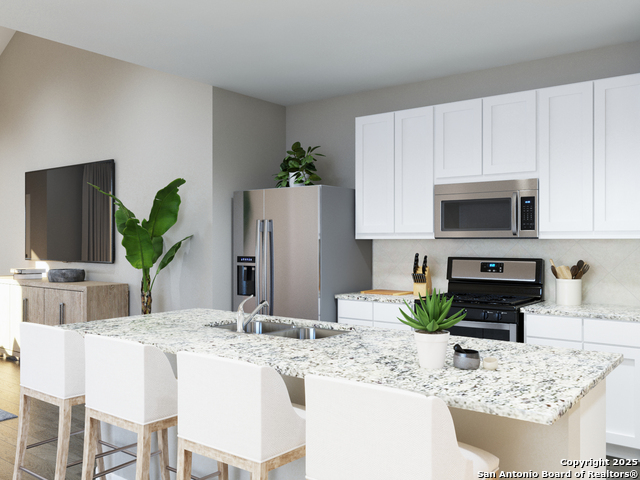 Listing photo id 5 for 10315 Eve Gardens