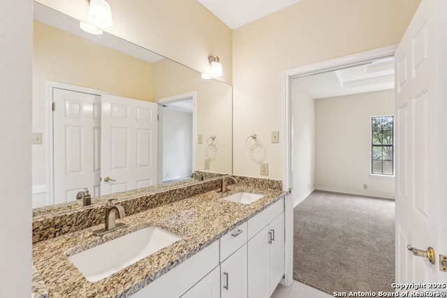 Listing photo id 15 for 8013 New Sulphur #2