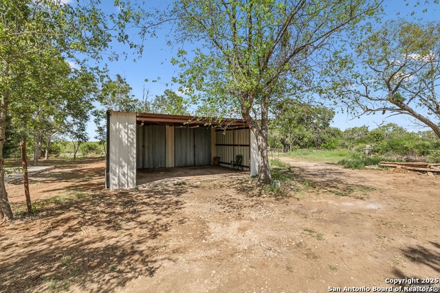 Listing photo id 23 for 8013 New Sulphur #2