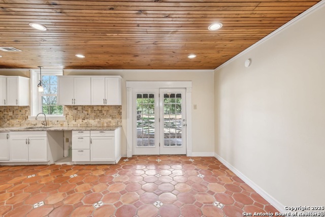 Listing photo id 7 for 8013 New Sulphur #2