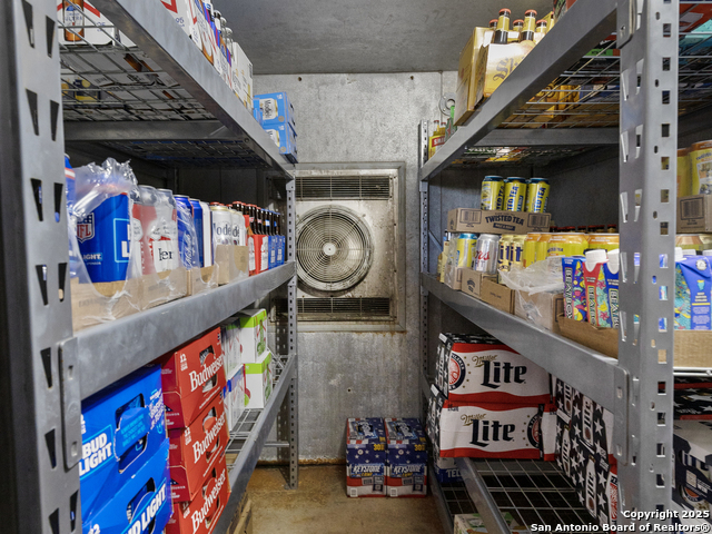 Listing photo id 8 for 525 Hwy 132 N Tx