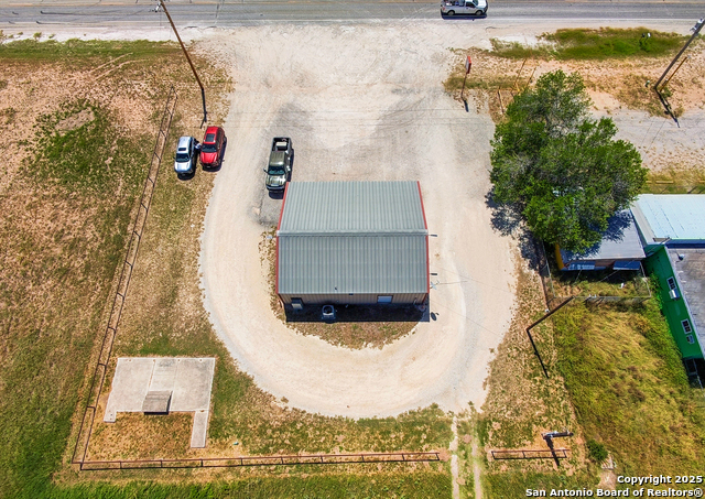 Listing photo id 11 for 525 Hwy 132 N Tx