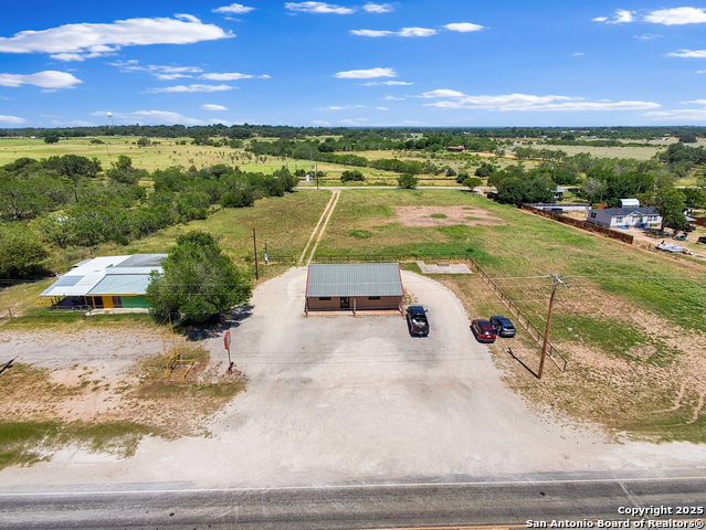 Listing photo id 14 for 525 Hwy 132 N Tx
