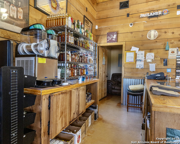 Listing photo id 0 for 525 Hwy 132 N Tx