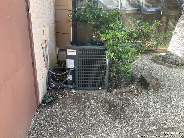 Image 48 of 51 For 11615 Whisper Valley