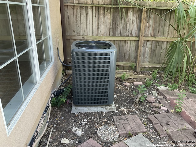 Image 49 of 51 For 11615 Whisper Valley