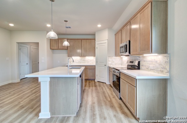 Image 3 of 23 For 217 Red Arrow