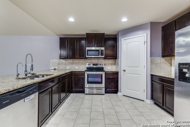 Image 2 of 26 For 7522 Rigel Chase