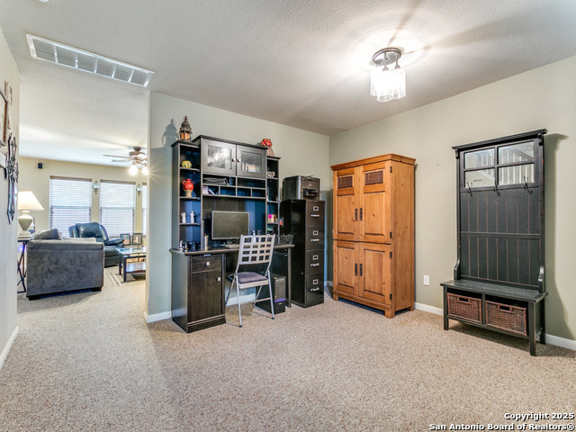 Listing photo id 4 for 133 Falling Sun