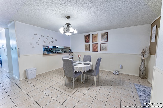 Listing photo id 9 for 5003 Rustic Ridge
