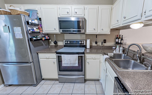 Listing photo id 10 for 5003 Rustic Ridge